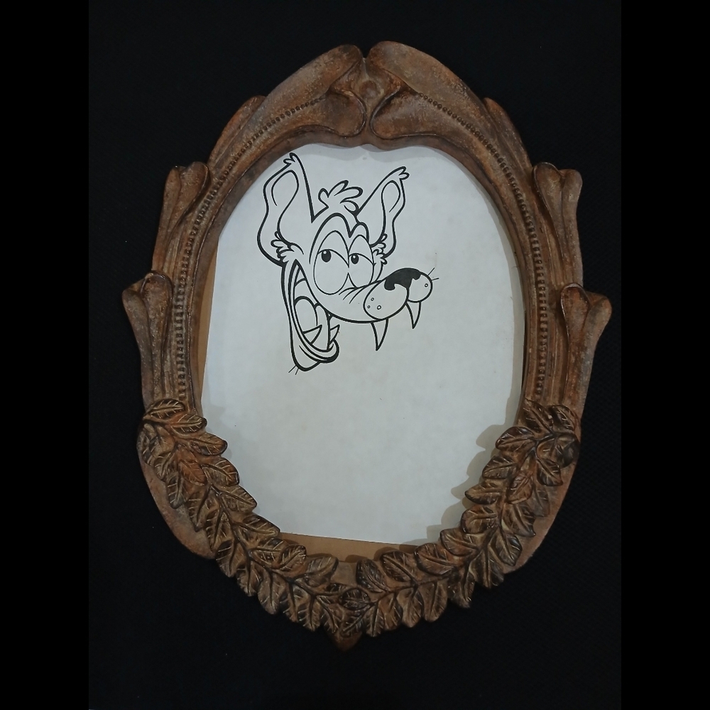 17" baroque - Ornate type oval frame (Orig A Mirror) with foliate motifs- Fancy
